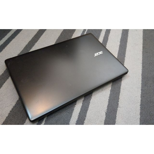 Acer E5-572G-530D 筆記型電腦