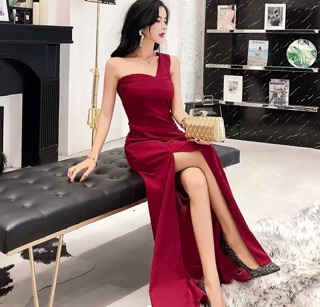 Fidressy✨婚禮洋裝💕單肩宴會禮服 展場主持人洋裝 禮服 輕婚紗 紅色禮服 長禮服 伴娘禮服 晚禮服 喜酒 謝師宴
