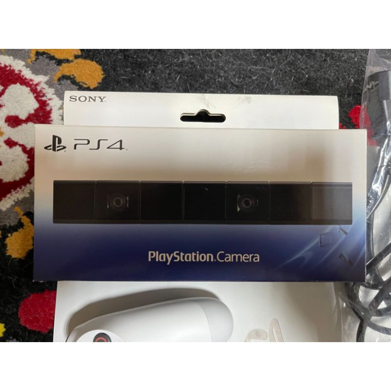 近全新正品🌟PS4 PRO 線材齊全💯冰河白 ,1TB遊戲主機