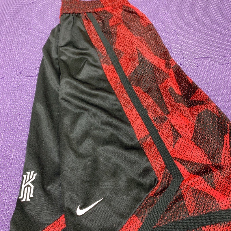Nike 球褲 八-九成新 s號