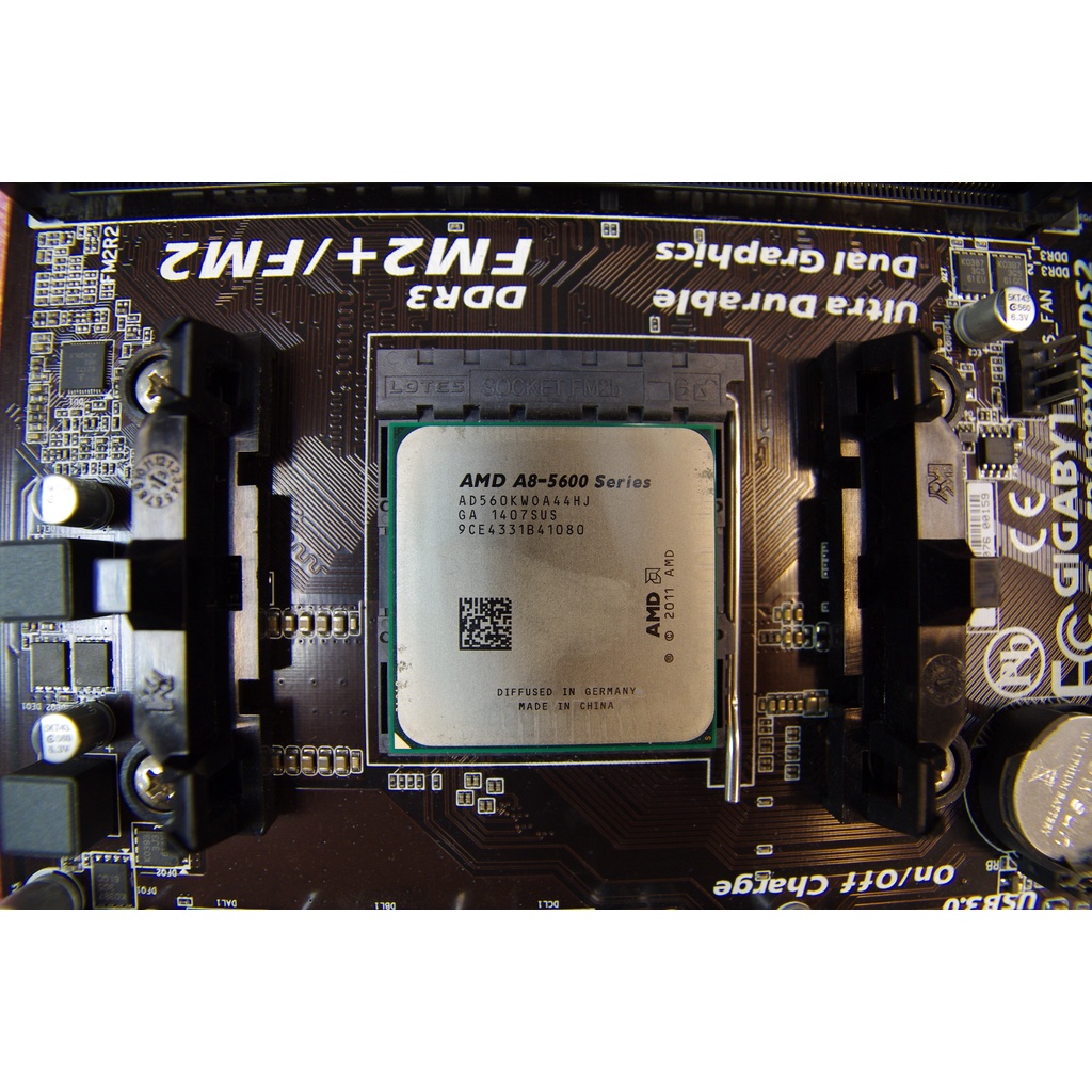 ◣LA.DI.DA◢ 二手良品AMD A8 5600 CPU FM2腳位 AD560KW0A44HJ C240