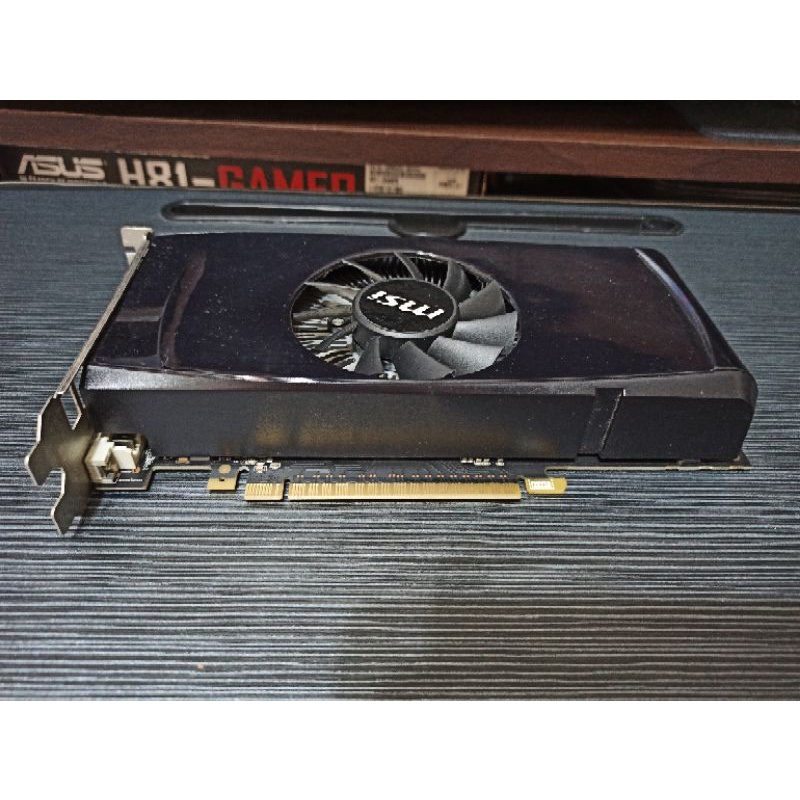 賣 微星 MSI GTX 550 Ti 1GD5