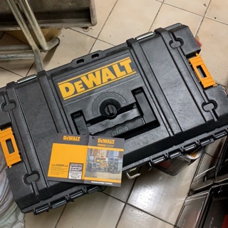 得偉 DEWALT 硬漢系列 工具箱 DS150 手提工具箱 DWST08201