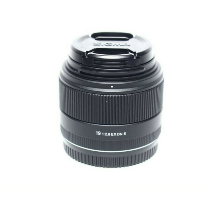 SONY sigma 19mm f2.8 EX DN ART