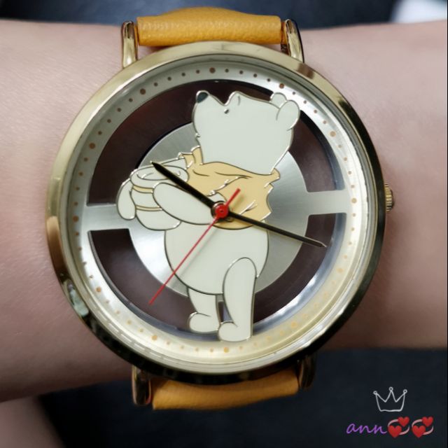 ＃正版日本迪士尼小熊維尼縷空設計手錶，男女都可戴，只打在家試帶戴，便宜出清