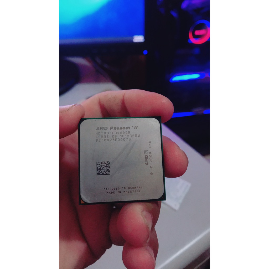 Phenom ii X6 AMD六核心處理器含風扇