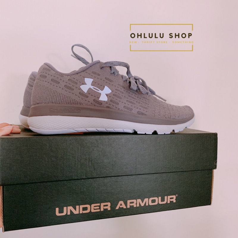 ［二手隨便賣］UNDER ARMOUR Slingflex 女 灰 慢跑鞋