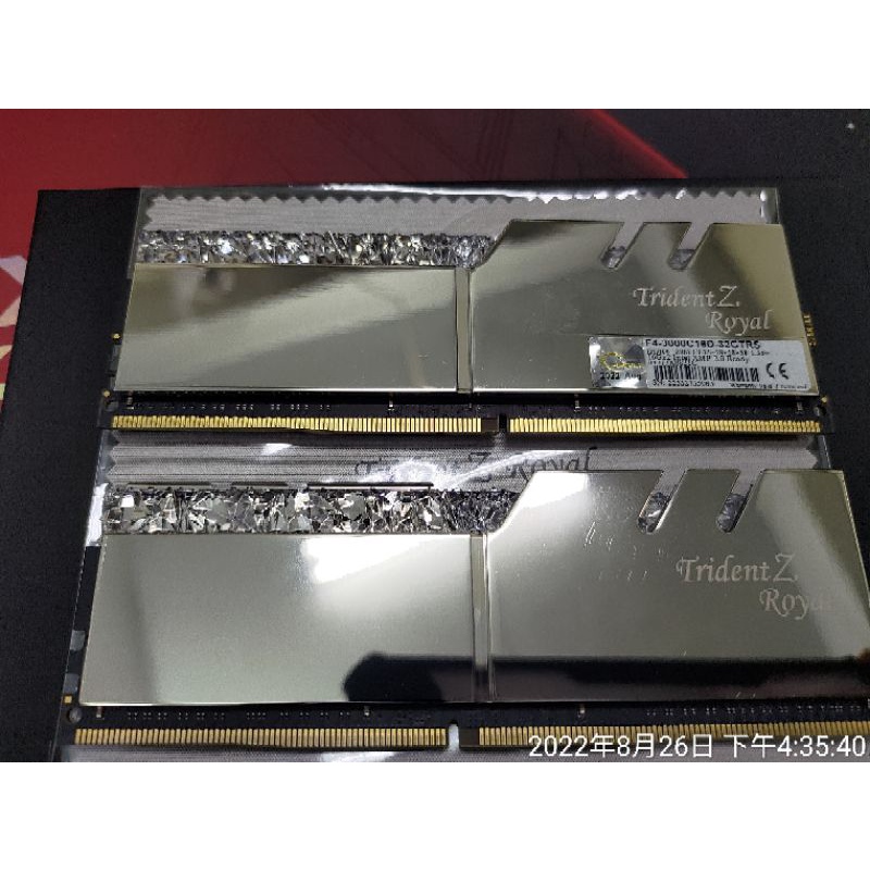 G.SKILL 芝奇 Trident Z Royal 皇家戟 DDR4-3000 16GBx2