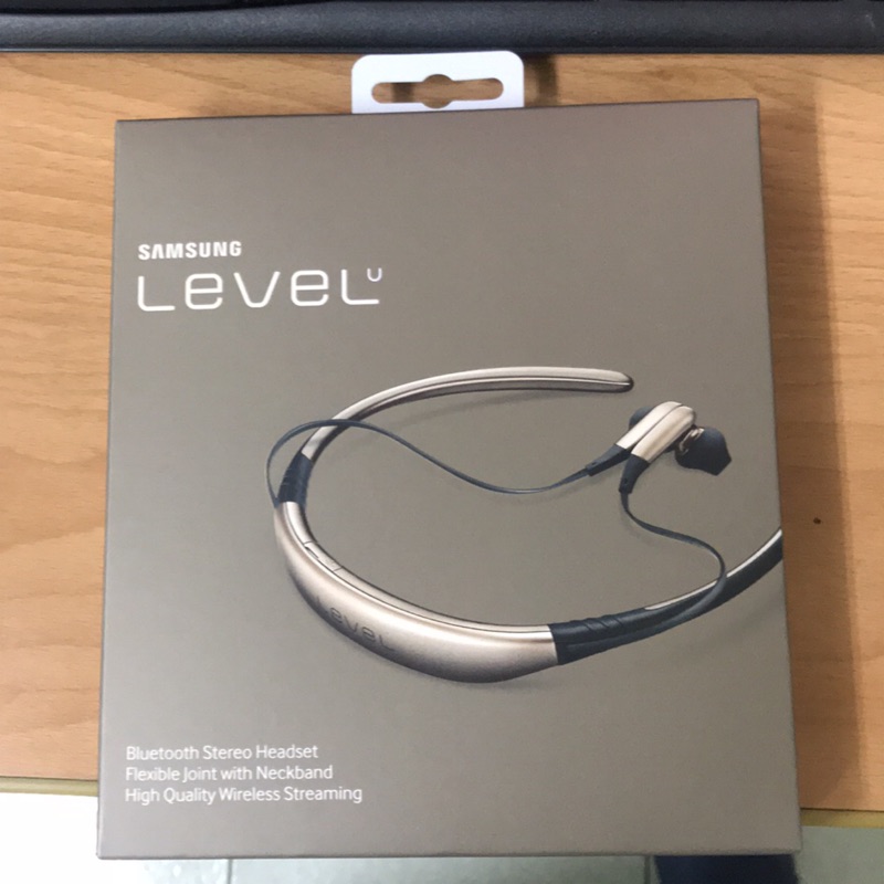 Samsung LEVEL U簡約頸環式藍芽耳機 金色