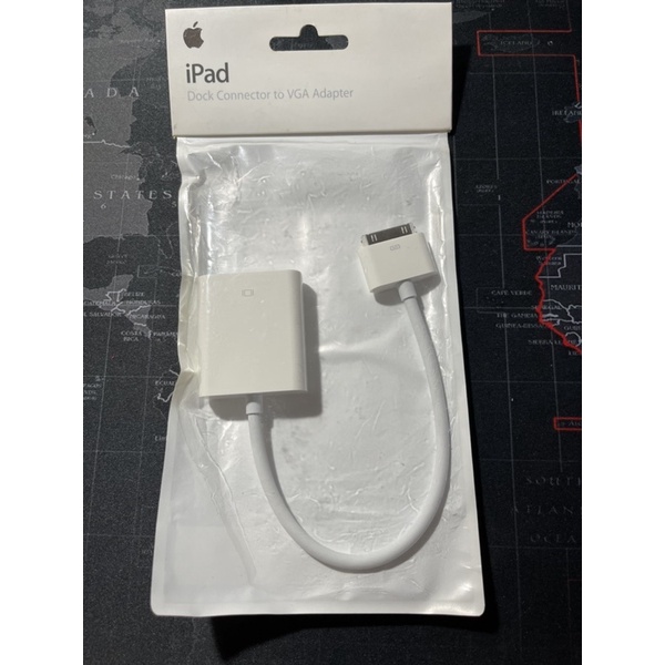 原廠 iPad Cable - Dock connector to VGA port