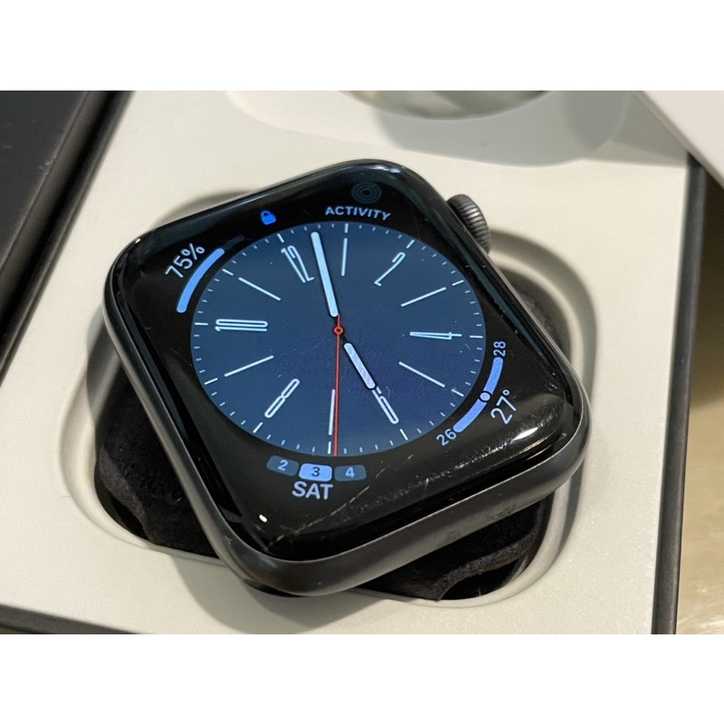 Apple Watch series 4 Nike LTE 44mm 太空灰 包裝完整 有發票