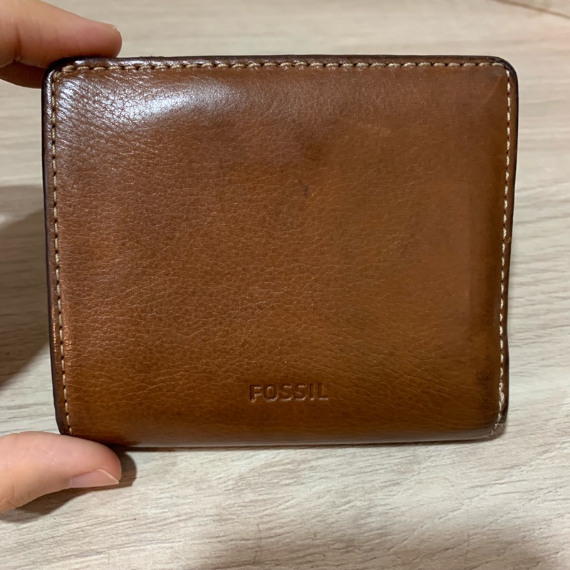 Fossil RFID protected 咖啡色真皮皮革短夾