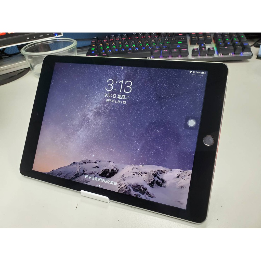 iPad air 2 16g 太空銀黑 二手 螢幕有亮線 (可議價)