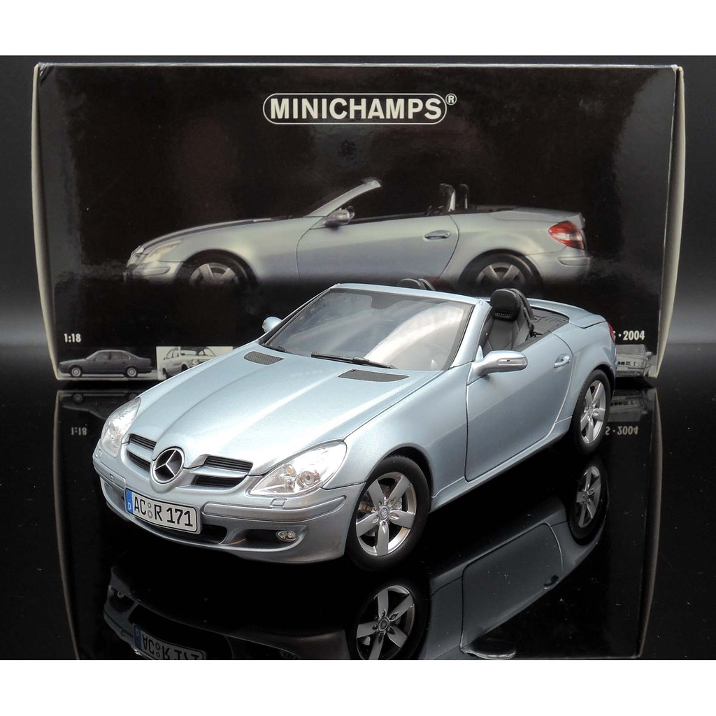 【M.A.S.H】絕版品特價  Minichamps 1/18 Mercedes Benz SLK 2004 敞篷可動