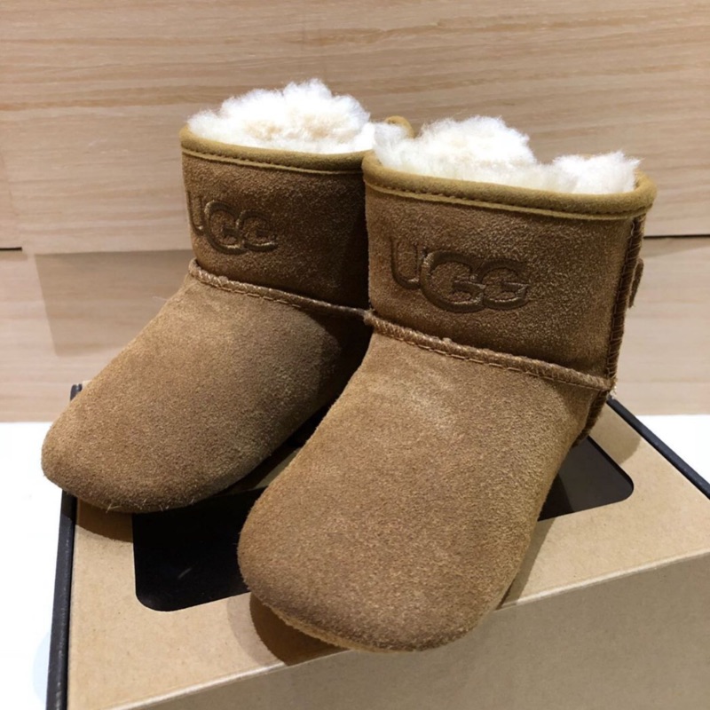 近全新 正品UGG毛毛靴 保暖 雪地+室內襪鞋