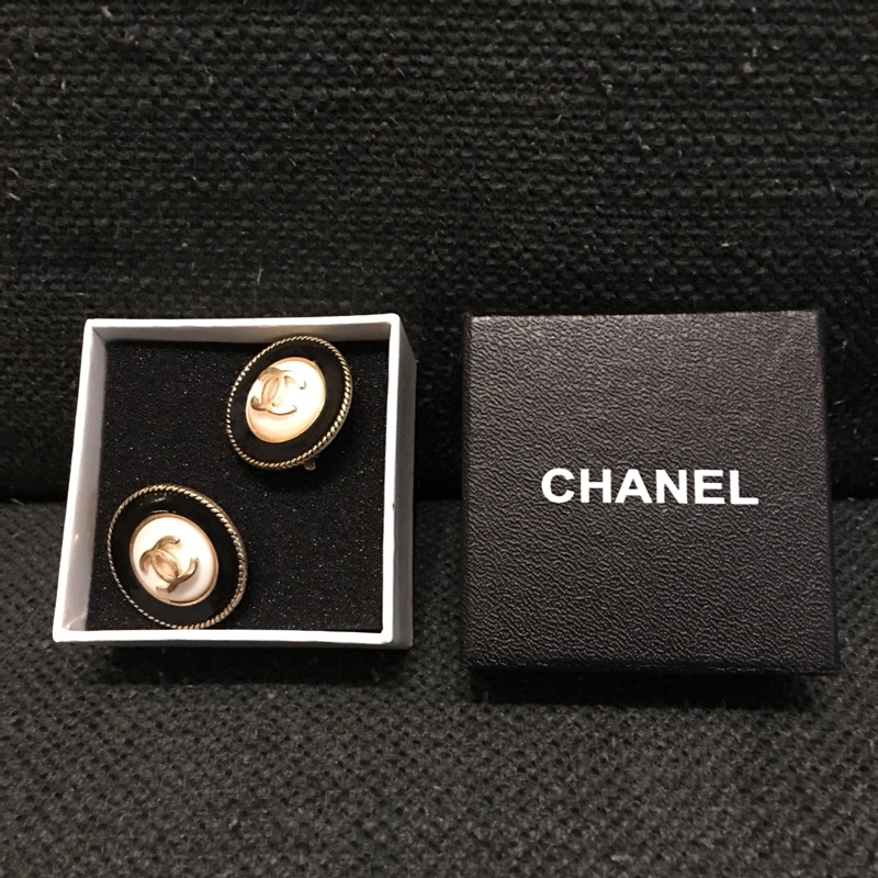 [二手］小香風Chanel風香奈兒風格復古夾式logo黑白景點耳環耳夾
