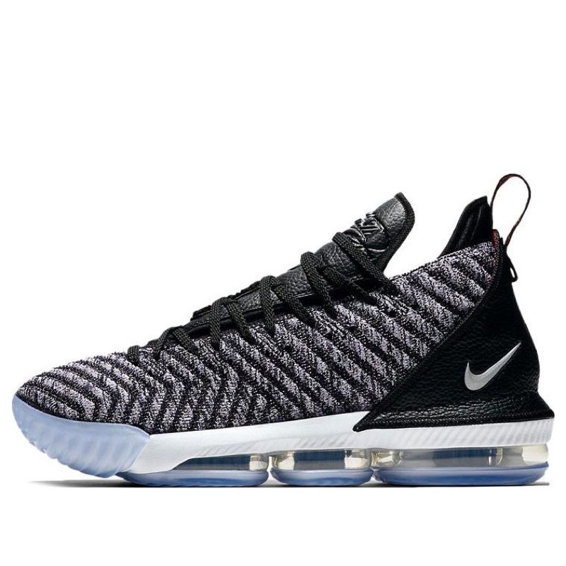 Lebron 16 Oreo 黑 雪花  size US:9 鞋況極新