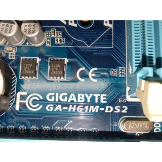 二手 技嘉 GIGABYTE GA-H61M-DS2 主機板 附擋板 保1個月