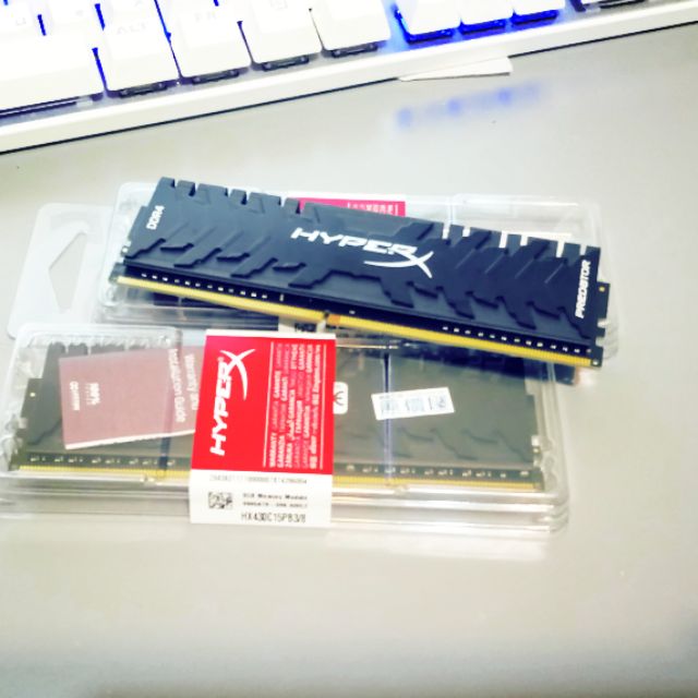 金士頓 HyperX Predator DDR4 3000 16GB(8GBx2)