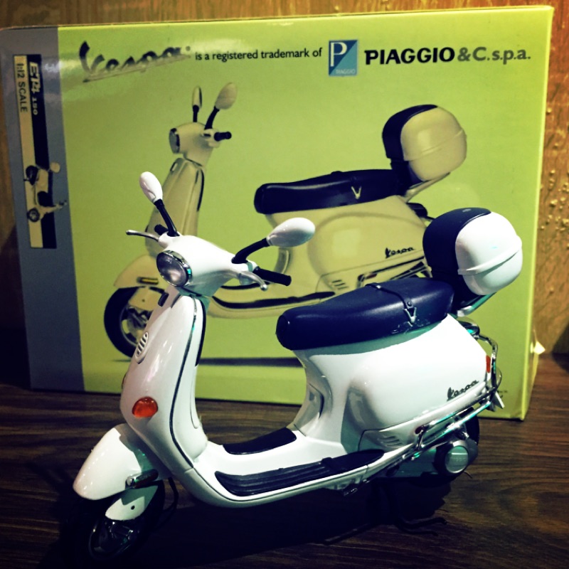 AUTOart 1:12 Vespa ET4 150 ET8 125 絕版超精緻模型