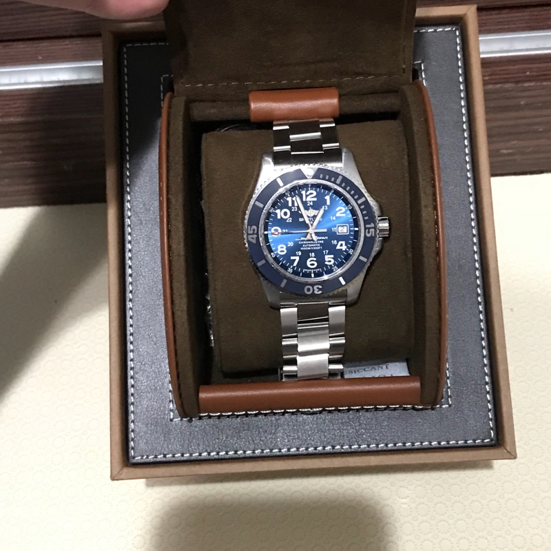 Breitling 百年靈 superocean II 44mm