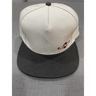 SUPREME x Independent 帽子 SNAPBACK CAP 聯名款式 刺繡logo
