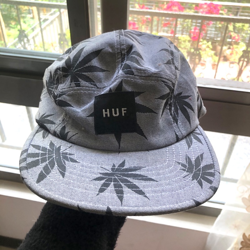 HUF 大麻葉 五分割帽