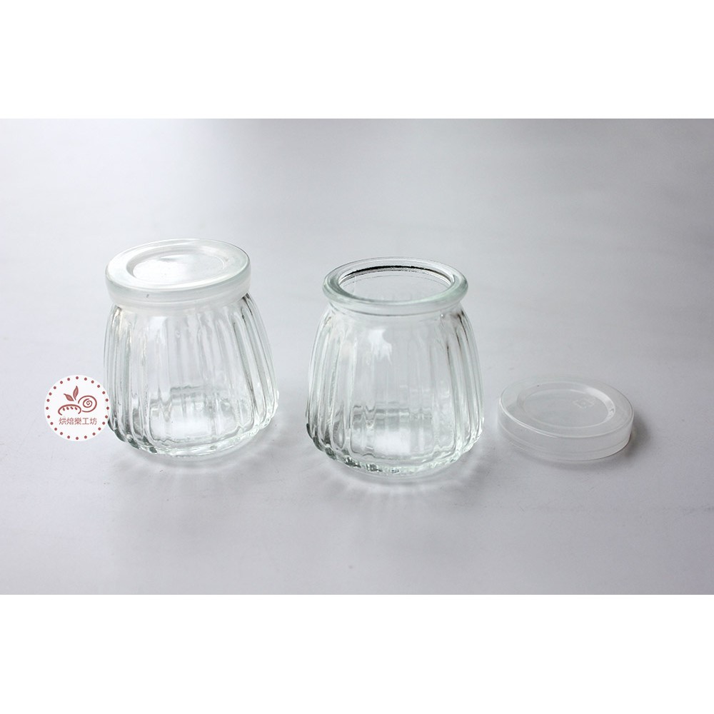 玻璃瓶_塑膠蓋小直紋瓶110CC_F-B104
