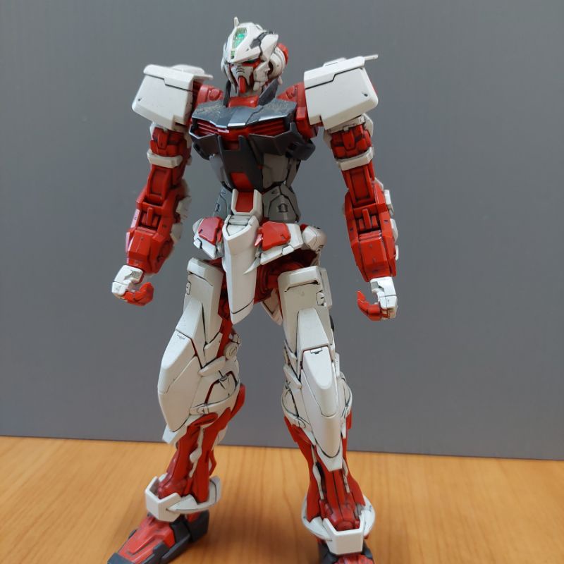 BANDAI MG 1/100 Gundam Astray RED 鋼彈SEED 紅異端 鋼彈 僅有本體 無巨劍