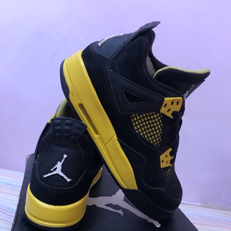 Jordan4 黑黃配色 閃電配色 4Y