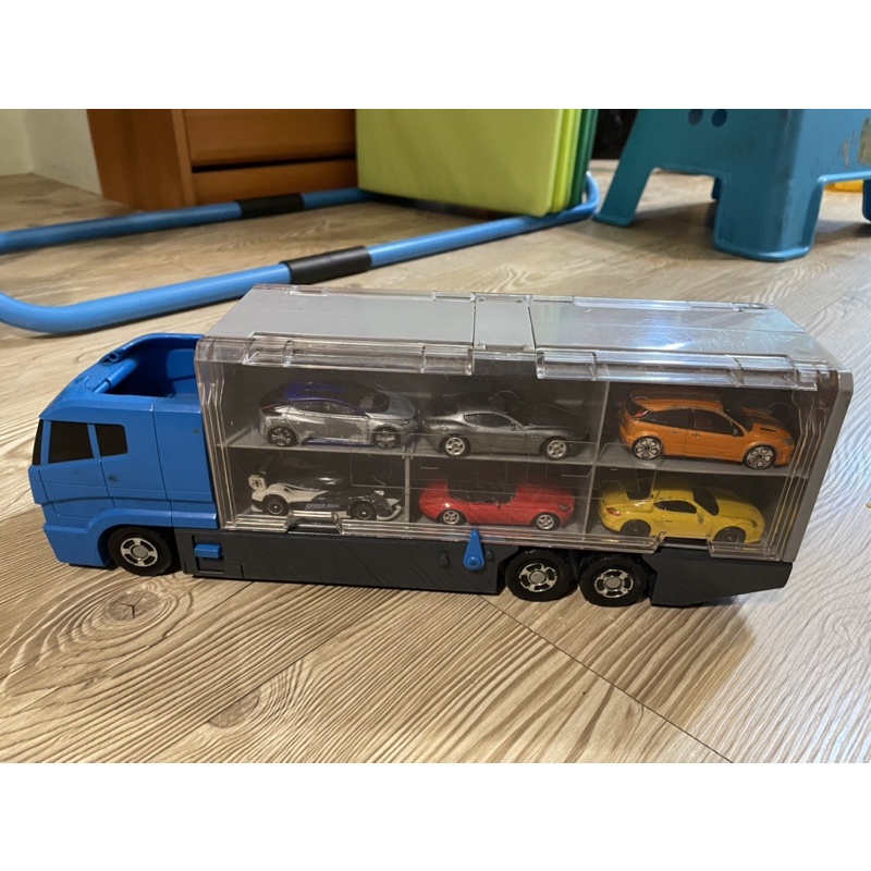 tomica  收納 卡車 （沒有小車喔）