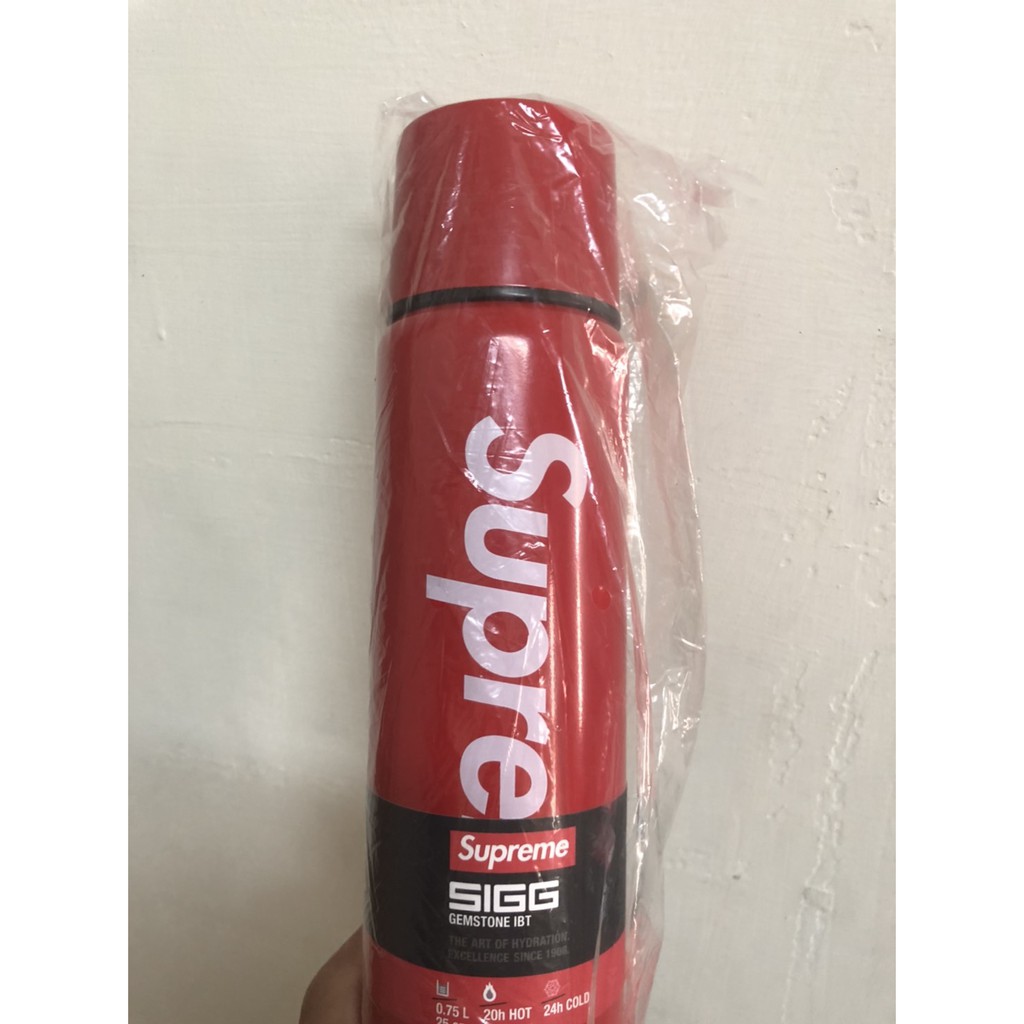 2020Supreme現貨水壺 Supreme®/SIGG™ Vacuum Insulated 0.75L Bottle