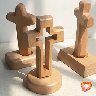 【🐑百羊書房】櫸木十字架立座、手握十字架、禱告十字架 (14cm) (磁吸連接設計、實木) 桌面擺飾、收藏