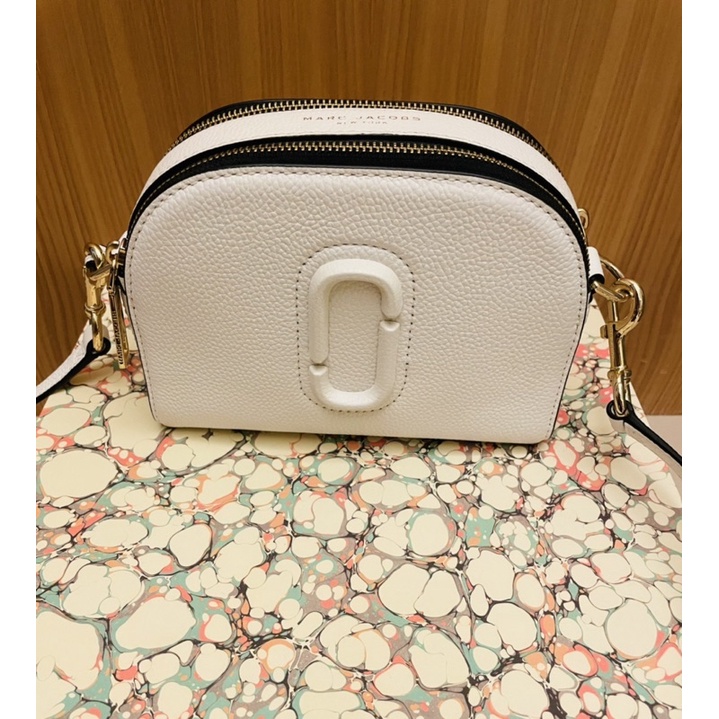 全新正品 Marc Jacobs 白色半圓斜背包側背包小包