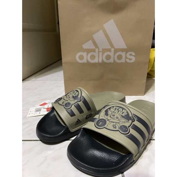 adidas星際大戰尤達寶寶拖鞋