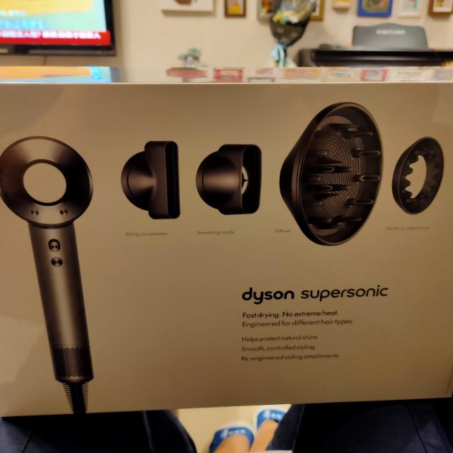 【Dyson戴森】新一代 Dyson Supersonic 吹風機/銀白色(HD03)