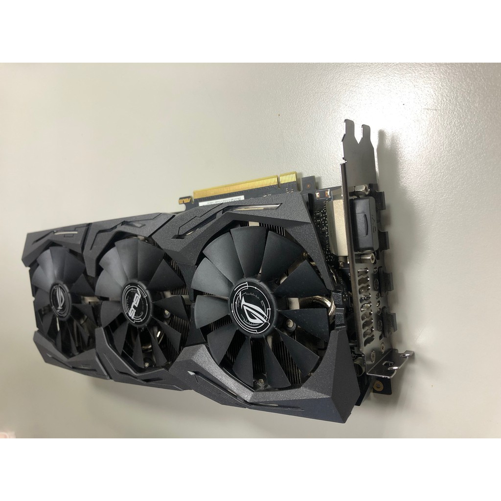 華碩 ASUS ROG-STRIX-GTX1080TI-11G-GAMING(保固內)