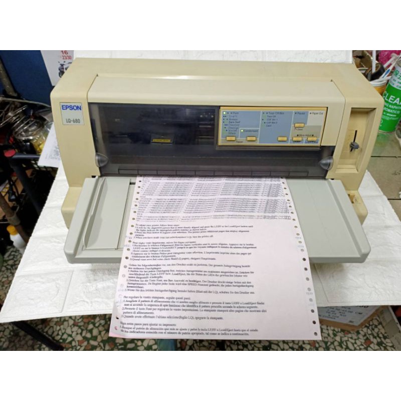 EPSON  LQ680點陣式印表機，專打出貨三聯單的機器，購買附贈全新色帶兩個
