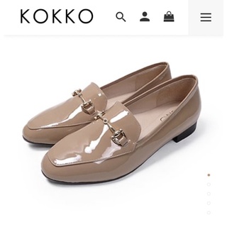 KOKKO專櫃真皮 金屬扣環方頭休閒平底鞋-裸色 奶茶棕