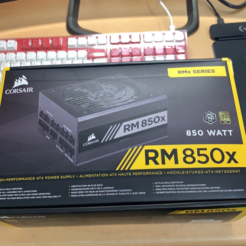 （還有八年保固 ）Corsair海盜船 RM850X 金牌全模組 電源供應器