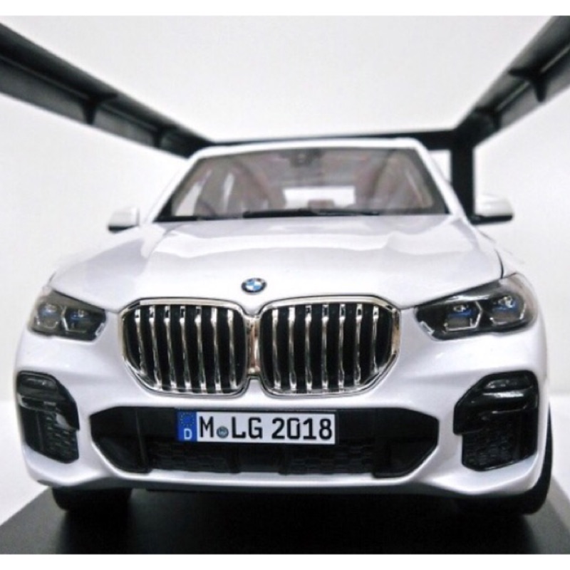 BuyCar模型車庫 1:18 BMW X5 G05 模型車