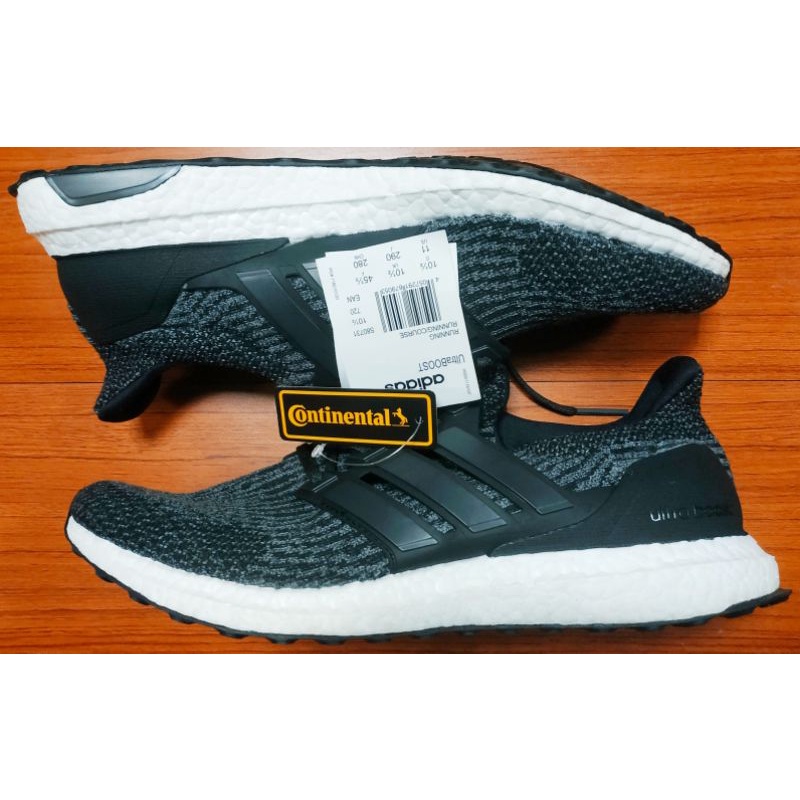 全新 adidas ultra boost 4.0 經典黑白 us 11