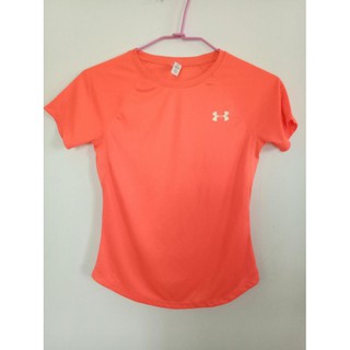 ua運動上衣 under armour 2手xs號穿過2次 出清