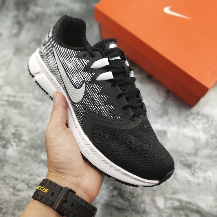 nike air zoom span 2
