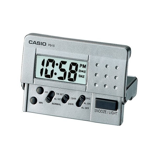 CASIO 卡西歐 方便攜帶的電子鬧鐘款，按鍵盤可收起節省空間，搭配LED照明與貪睡鬧鈴功能 PQ-10D