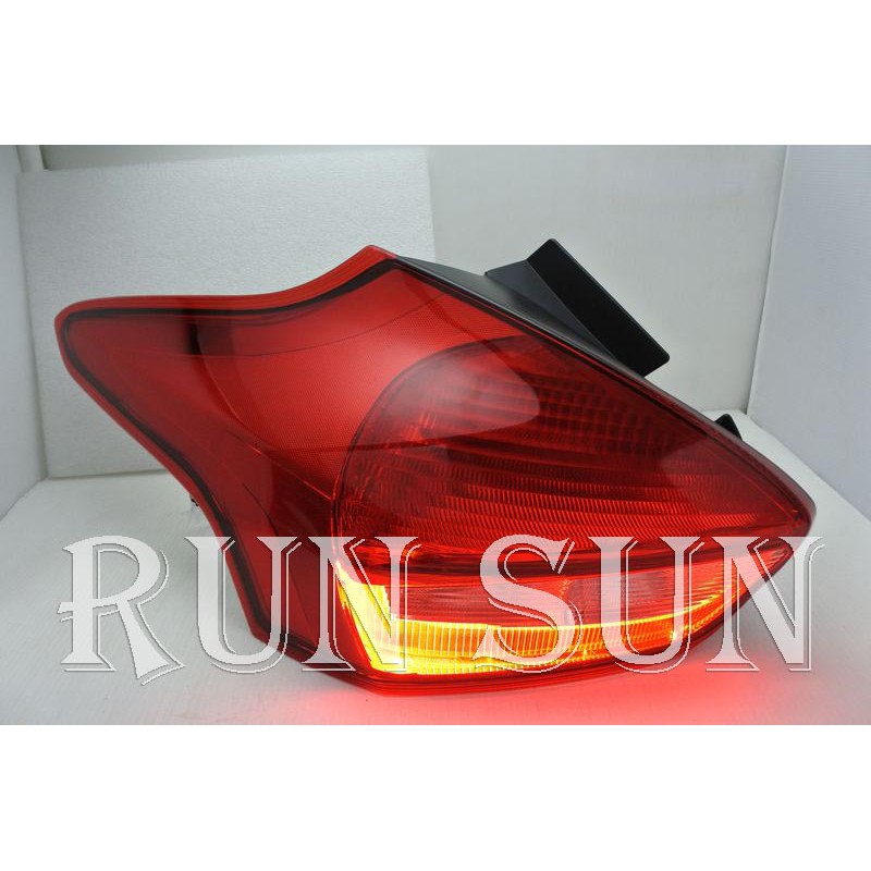 ●○RUN SUN 車燈,車材○● 全新 福特 15 16 17 FOCUS 5門 LED原廠型紅白 尾燈 頂級版 一顆