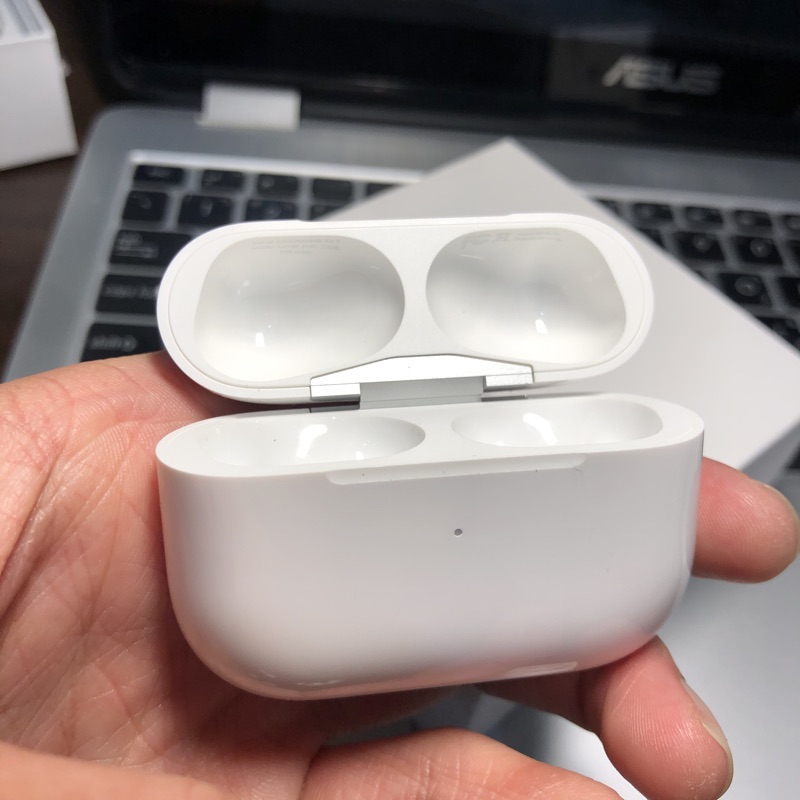 AirPods Pro 單MagSafe 無線充電盒雙北可面交］原廠全新二手AirPodspro 