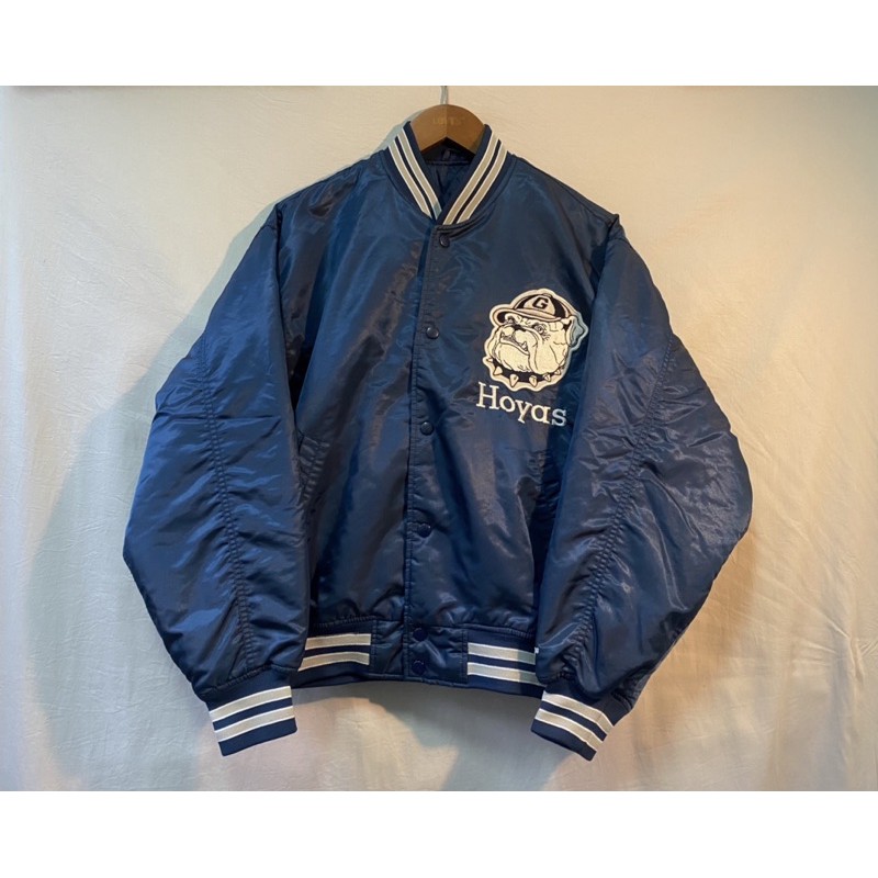 《舊贖古著》90s Hoyas NCAA 喬治城 棒球外套 亮面 古著 vintage