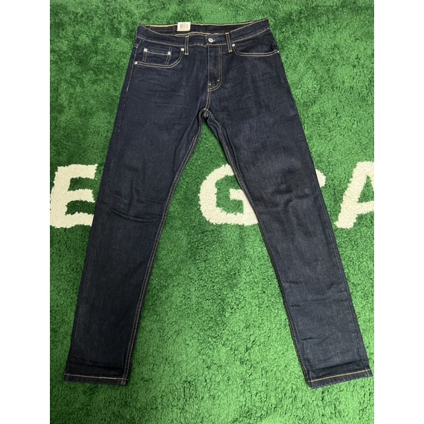 Levi’s 512 SLIM TAPPER 原色牛仔褲 W31 L30  最後一張爲實穿照