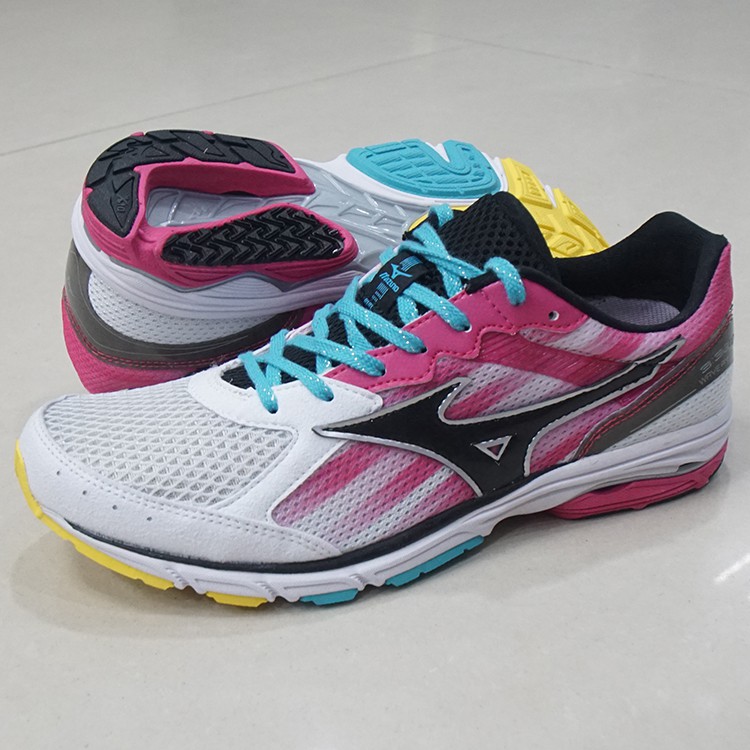 mizuno amulet 6